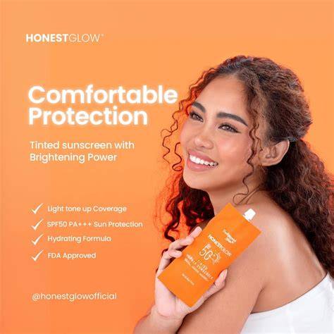 Honest Glow Tinted Papaya Sunscreen SPF50 PA+++ 50g